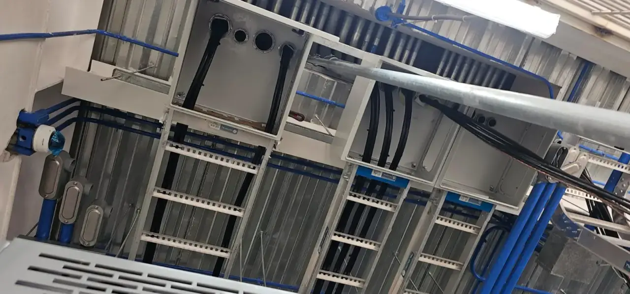 Canalizaciones y bandejas portacables